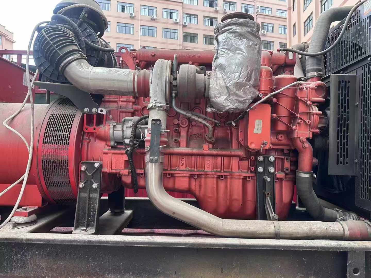 鹤山如何选择适合 600kW 柴油发电机组的过载保护器？